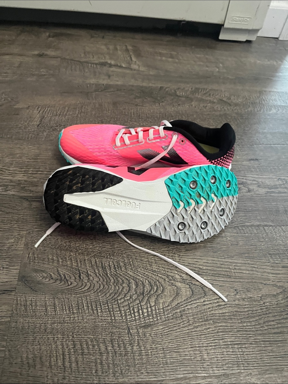 New Balance Women's Neon Pink and Teal Athletic Running Shoes